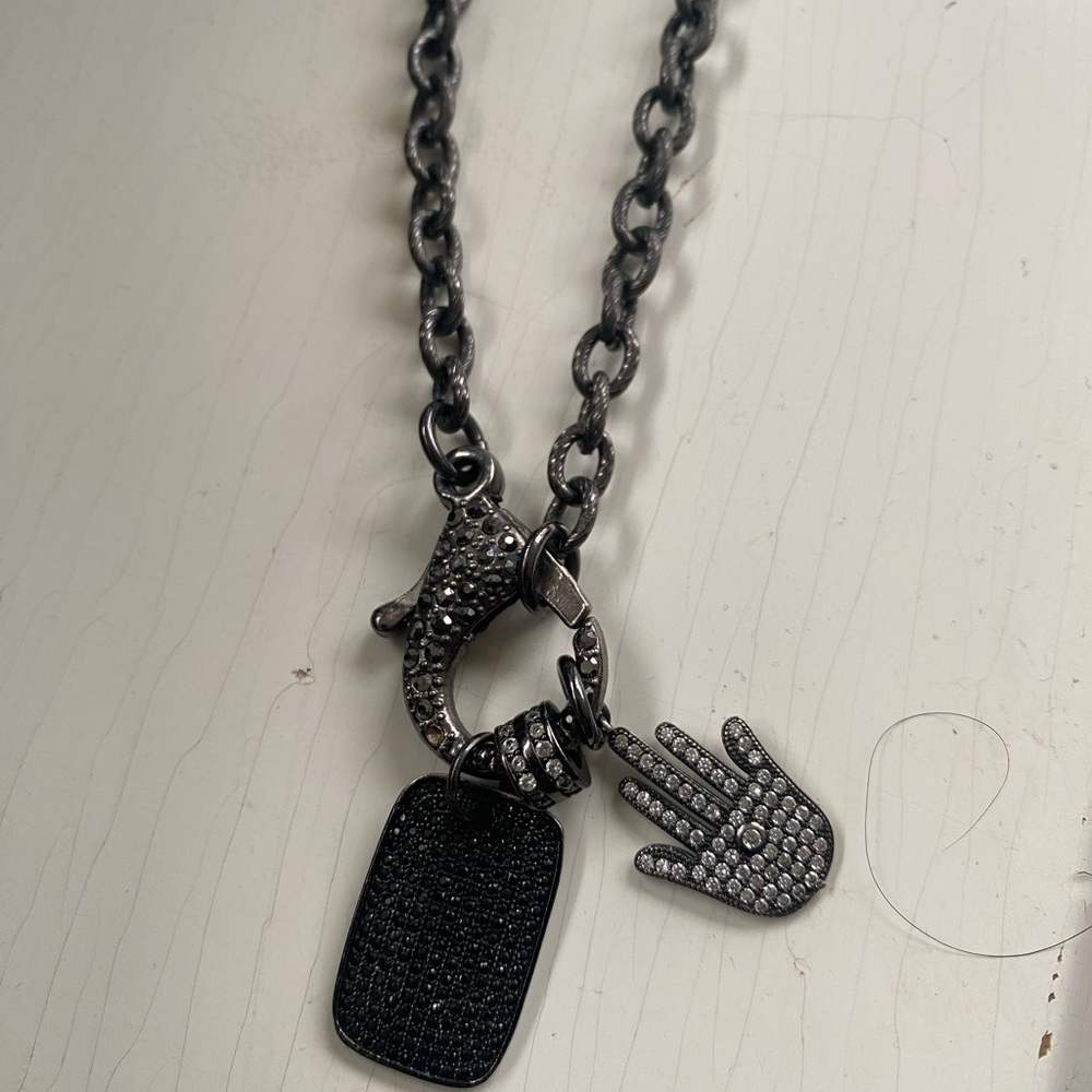 Boutique gorgeous gun metal necklace w hamsa charm and blinged dog tag